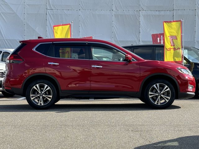 Nissan X-TRAIL 2019-04 20895-3