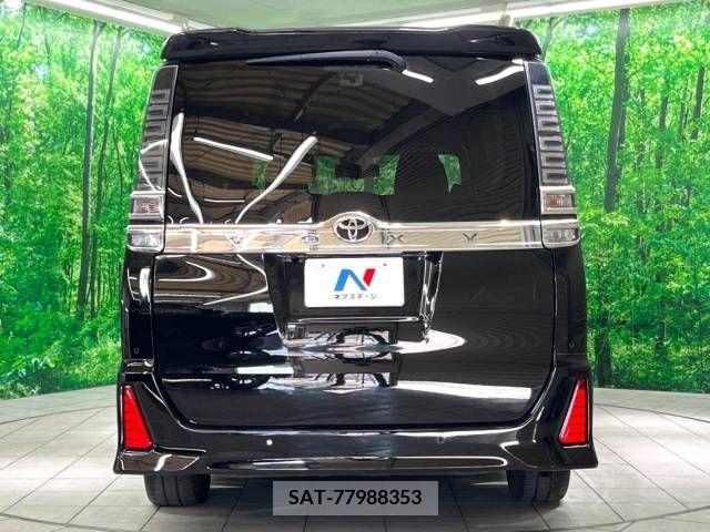 Toyota VOXY 2019-03 394980-15