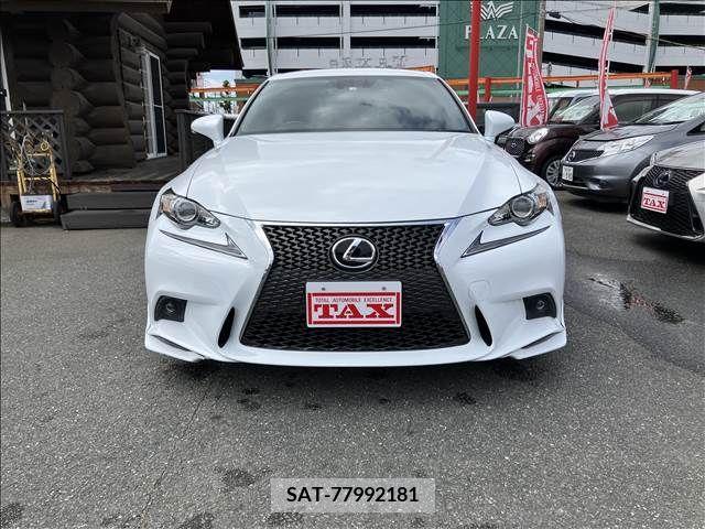 Lexus IS 2016-03 275752-16