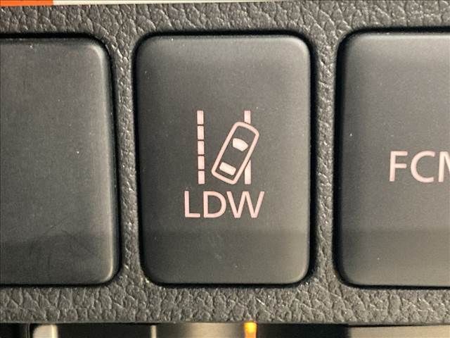 Mitsubishi OUTLANDER PHEV 2013-02 22713-6