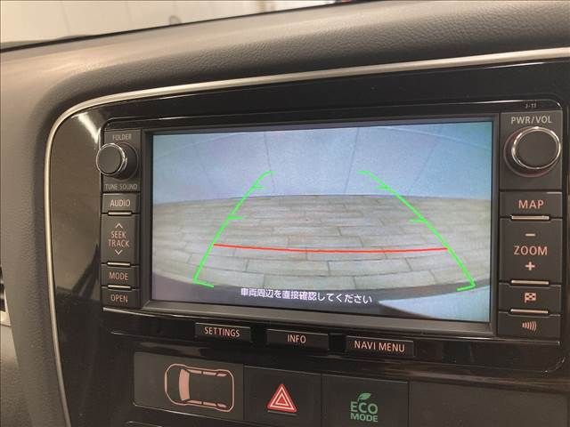 Mitsubishi OUTLANDER PHEV 2013-02 22713-4