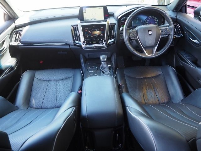Toyota CROWN SEDAN 2018-07 2964-10