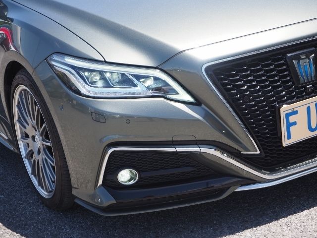 Toyota CROWN SEDAN 2018-07 2964-7