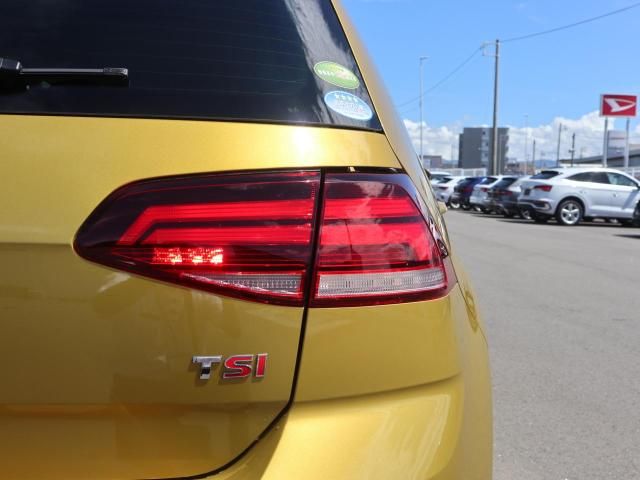 VolksWagen GOLF 2017-09 23478-13