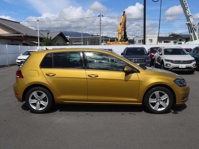 VolksWagen GOLF 2017-09 23478-6