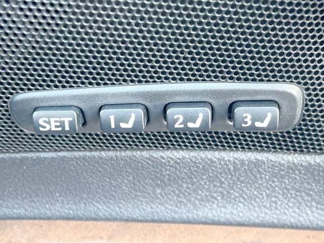 Lexus IS 2010-12 186428-6