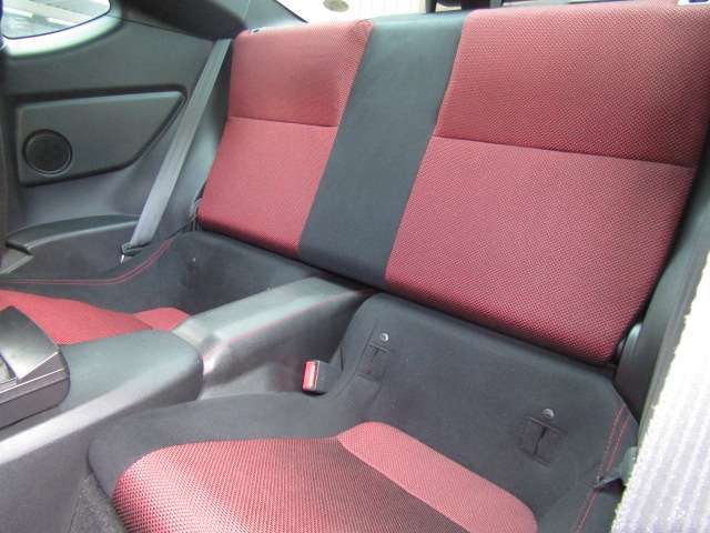 Toyota 86 2013-09 10283-15