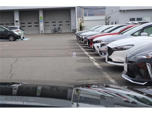 Mazda CX-60 2023-04 183869-15