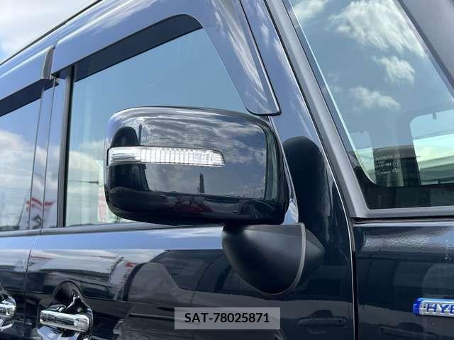 Suzuki SPACIA 2023-08 233121-3