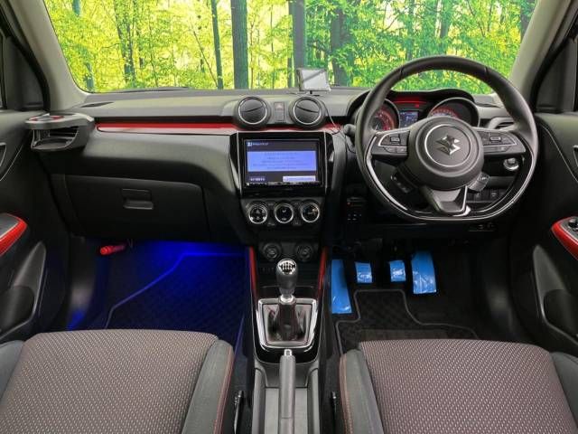 Suzuki SWIFT 2019-01 188922-1