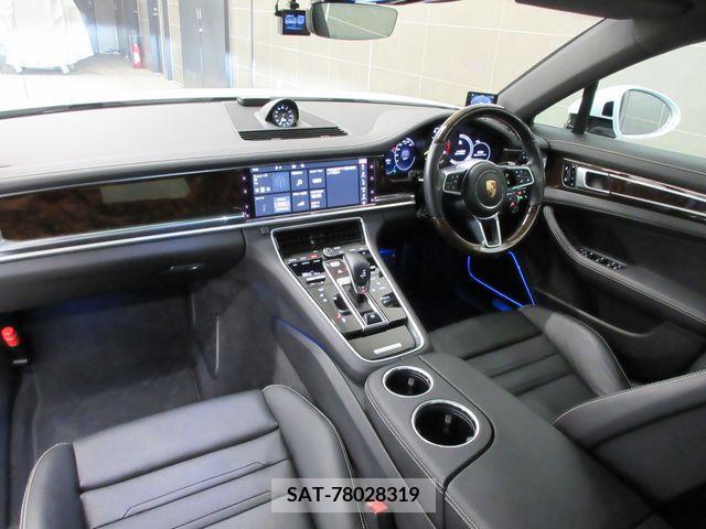 Porsche PANAMERA 2020-05 380445-12