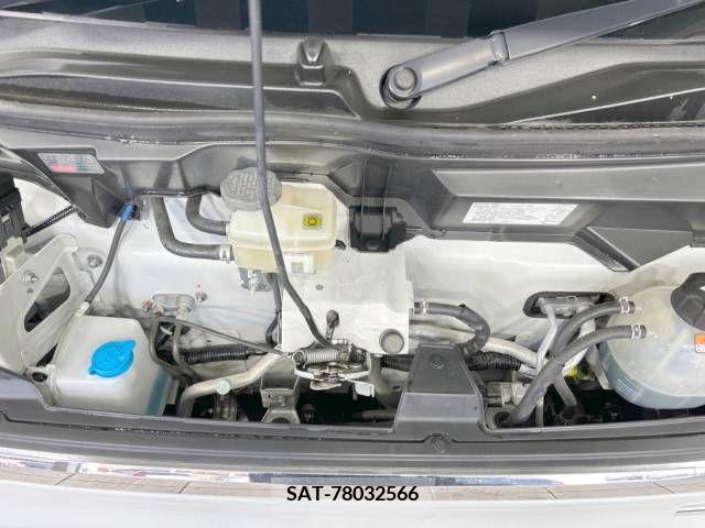 Suzuki EVERY WAGON 2017-01 213659-18