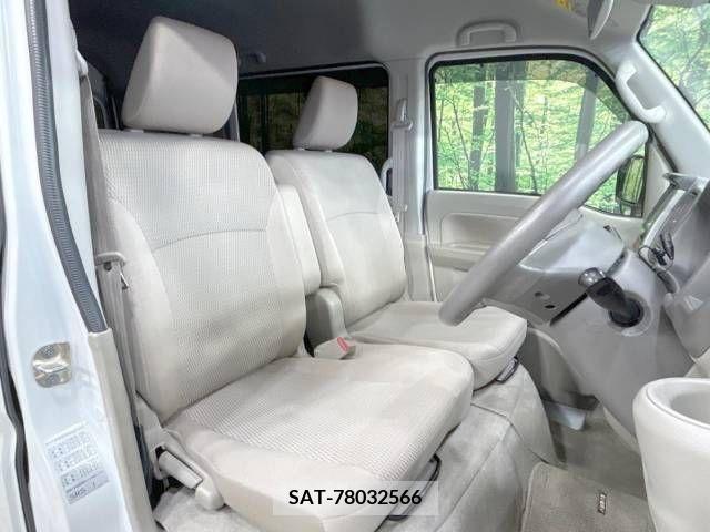 Suzuki EVERY WAGON 2017-01 213659-8