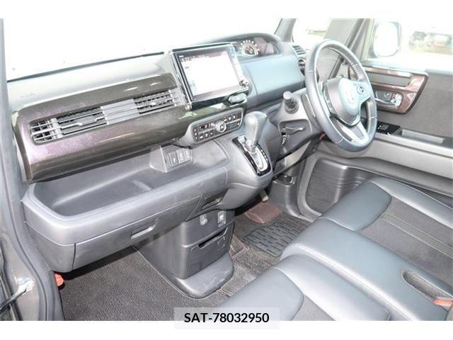 Honda N BOX CUSTOM 2020-01 307226-7