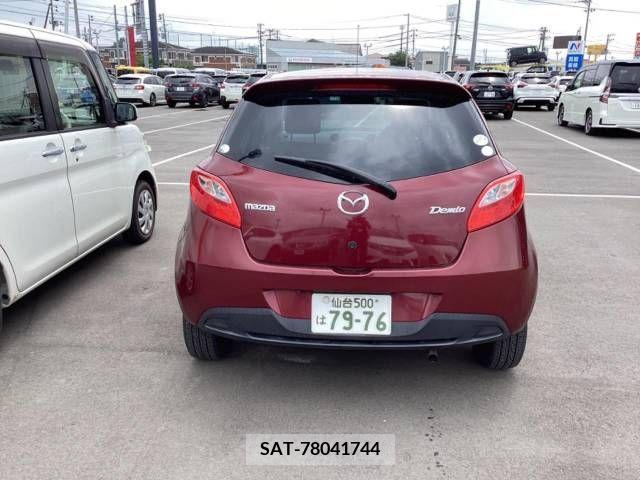 Mazda DEMIO 2012-04 352086-2