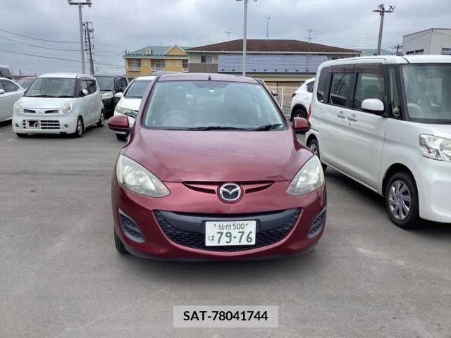 Mazda DEMIO 2012-04 352086-1