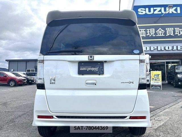Honda N BOX CUSTOM 2013-11 245884-8
