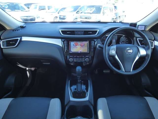 Nissan X-TRAIL 2016-01 28119-1