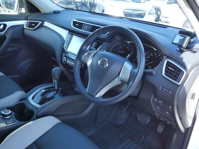Nissan X-TRAIL 2016-01 28119-13