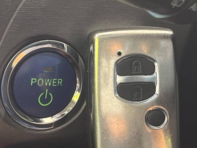 Toyota PRIUS 2012-08 24044-7
