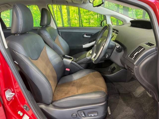 Toyota PRIUS 2012-08 24044-8