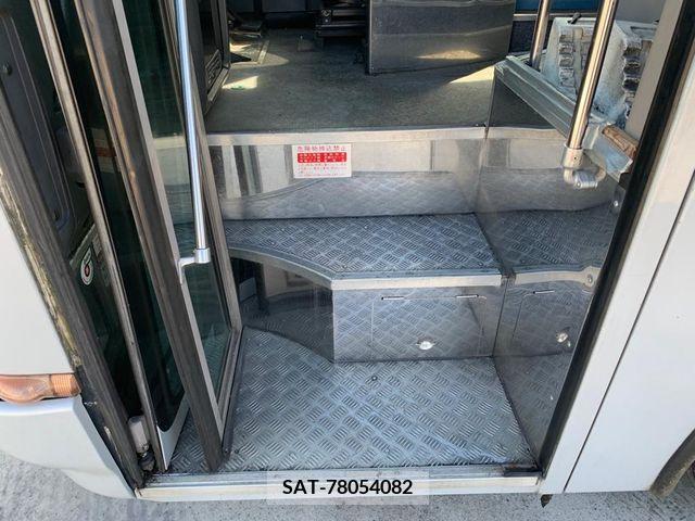 Hino BLUE RIBBON 2004-02 204014-25