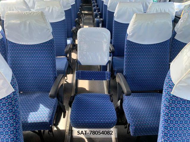 Hino BLUE RIBBON 2004-02 204014-16