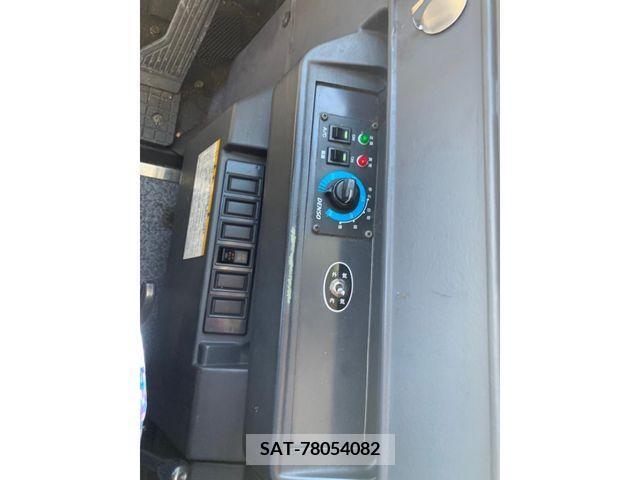 Hino BLUE RIBBON 2004-02 204014-4