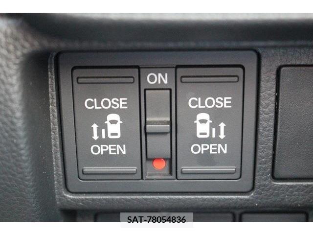 Honda STEP WGN 2022-12 351608-4