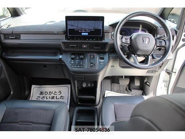 Honda STEP WGN 2022-12 351608-16