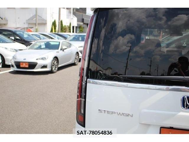 Honda STEP WGN 2022-12 351608-12