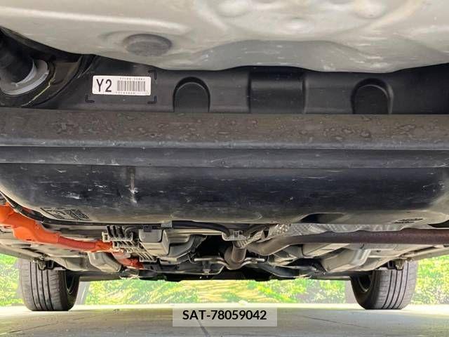 Toyota AQUA 2018-02 218351-19