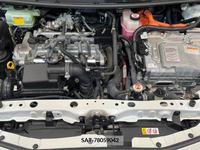 Toyota AQUA 2018-02 218351-18