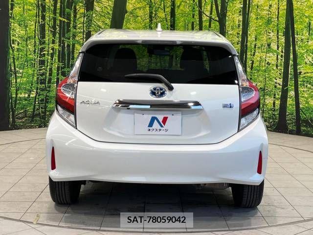 Toyota AQUA 2018-02 218351-15
