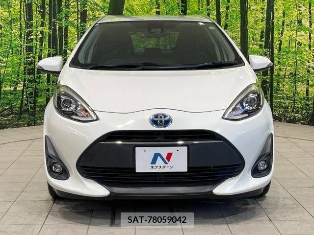 Toyota AQUA 2018-02 218351-14
