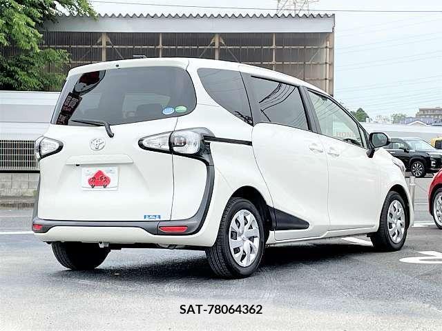 Toyota SIENTA 2017-07 298394-2