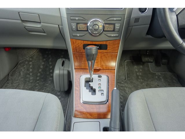 Toyota COROLLA AXIO 2010-09 22081-19