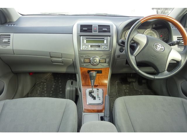 Toyota COROLLA AXIO 2010-09 22081-18
