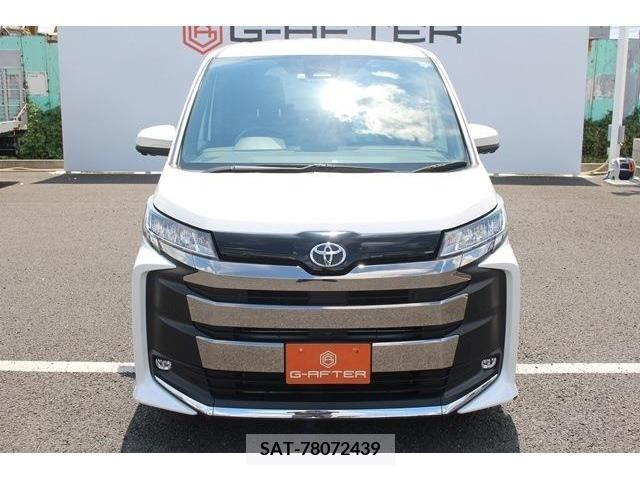 Toyota NOAH 2022-06 365139-7