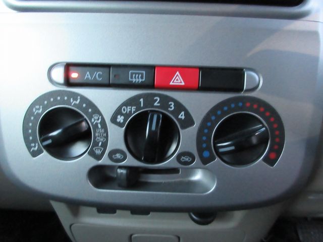 Daihatsu TANTO 2012-04 16138-23