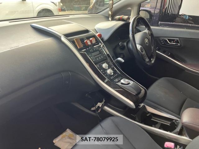 Toyota SAI 2013-12 393825-11