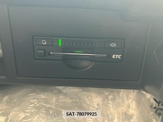 Toyota SAI 2013-12 393825-21