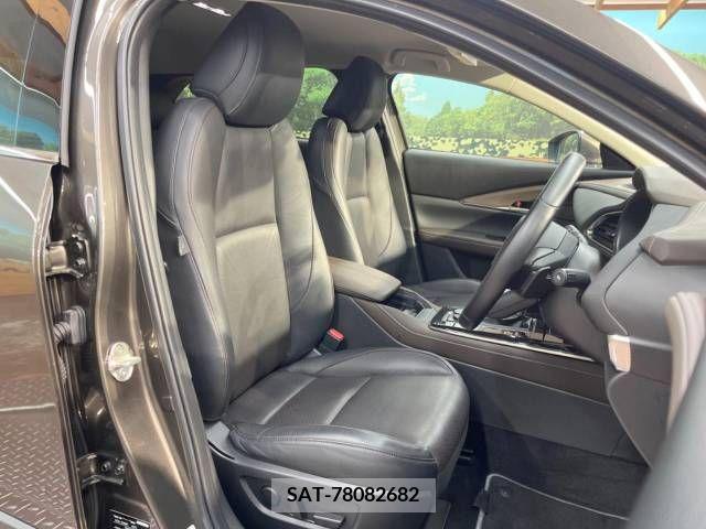 Mazda CX-30 2021-07 237570-8