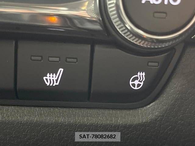 Mazda CX-30 2021-07 237570-6