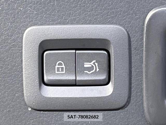Mazda CX-30 2021-07 237570-4