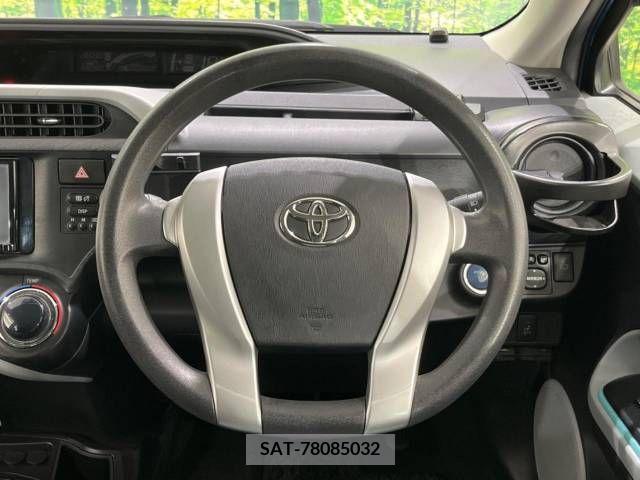 Toyota AQUA 2013-01 377272-9