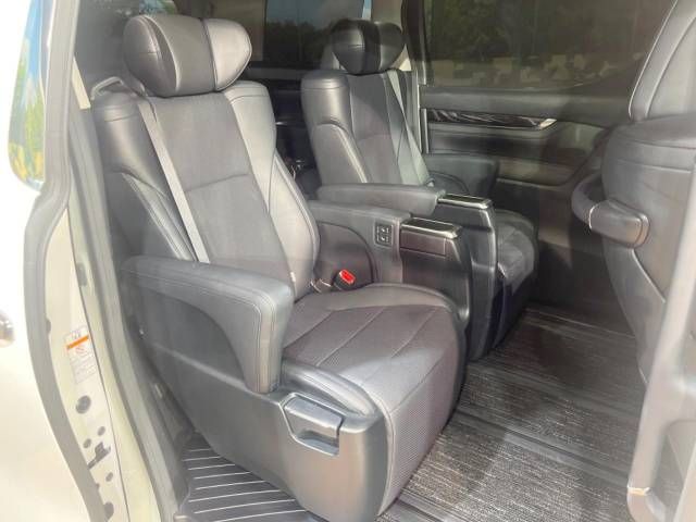 Toyota VELLFIRE 2018-11 26650-9