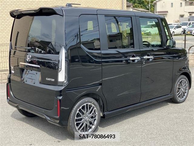 Honda N BOX CUSTOM 2024-03 228094-1