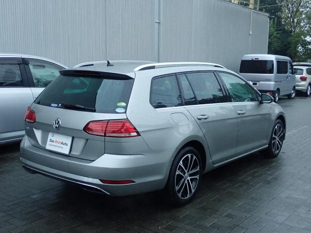 VolksWagen GOLF VARIANT 2019-07 183023-10