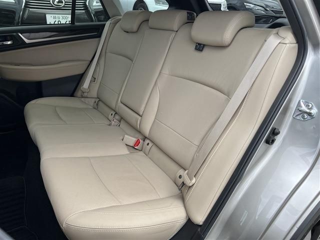 Subaru OUTBACK 2016-06 4359-19